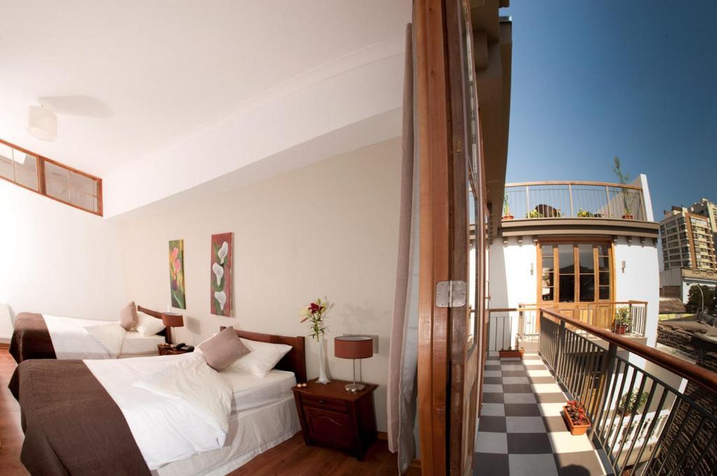 Hotel Loreto Сантьяго Номер фото